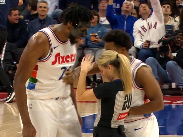 VIDEO: Embiid nakon isključenja napao sutkinju i izazvao haos na terenu