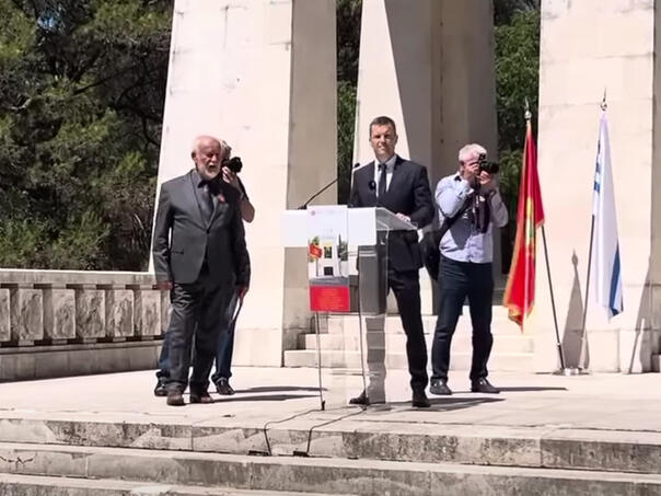 Video: Građani izviždali gradonačelnika Podgorice