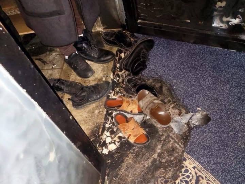 Video: Izraelski doseljenici pokušali spaliti džamiju u okupiranom selu Tell