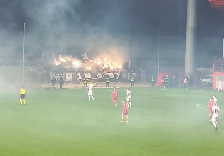 Video: Navijači Veleža i Sarajeva skupa pjevali 'Jedna si jedina'