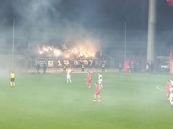 Video: Navijači Veleža i Sarajeva skupa pjevali 'Jedna si jedina'