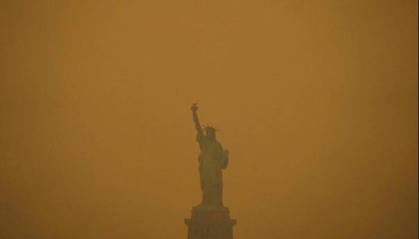 VIDEO: New York danas, visokorizični kvalitet zraka