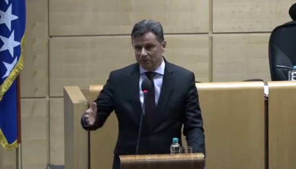 Video / Novalić odbrusio Konakoviću: Ovo je za njega viša matematika