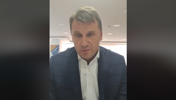 Video / Novalić odgovarao na pitanja građana: Šutio sam na lažne optužbe, dosta je