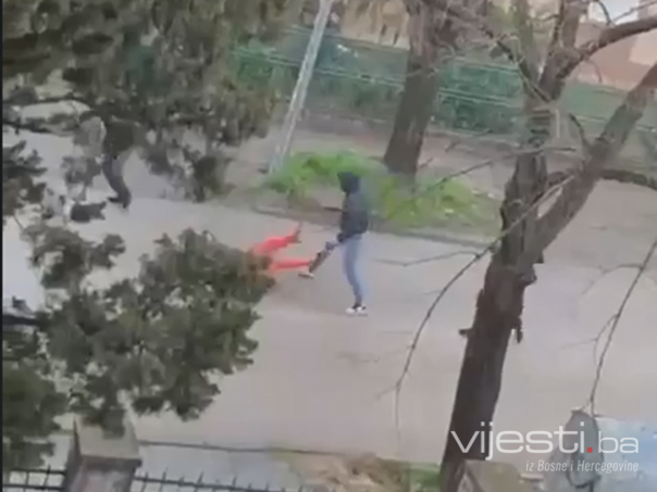 Video: Uznemirujući snimak novog napada u Mostaru