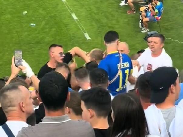 Video: Obračun navijača BiH i Slovenije na tribinama