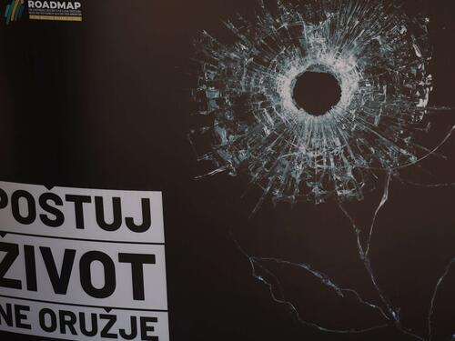 Video: Počela kampanja 'Poštuj život, ne oružje'