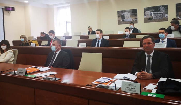 Video: Počela prva sjednica Gradskog vijeća Mostara