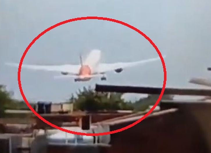 Video: Pogledajte snimak pada aviona u Indiji