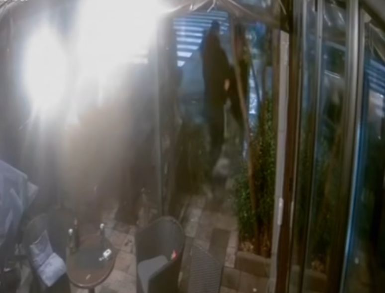 Video: Policija traga za navodno turskim državljanima, pretukli i izboli Podgoričanina