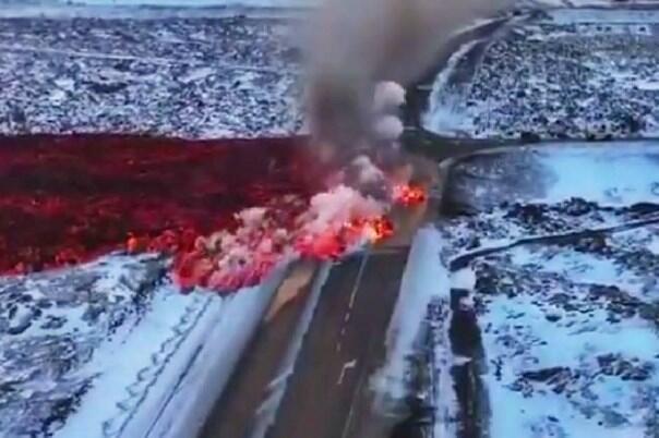 VIDEO: Ponovo eruptirao vulkan na Islandu, lava se izlijeva na ceste