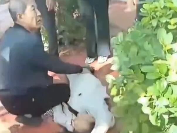 Video: Upucano pet Kineza na granici, Peking oštro osudio incident