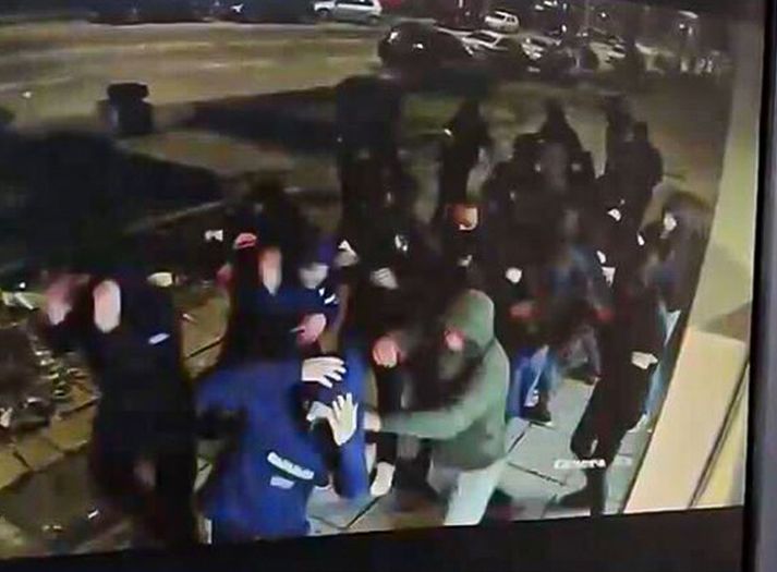 Video: Velika tuča navijača Dinama i Hajduka u Čapljini