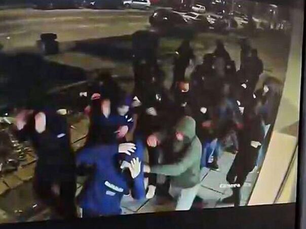 Video: Velika tuča navijača Dinama i Hajduka u Čapljini