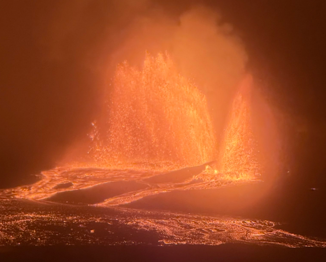 Video: Vulkan Kīlauea eruptirao uz 427 metara visoke mlazove lave