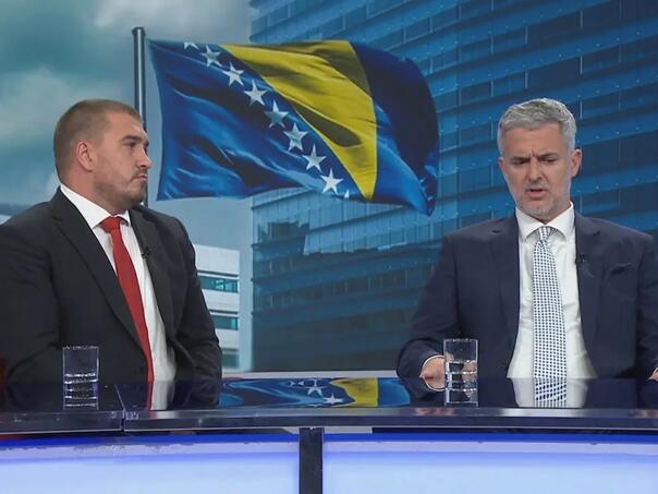 Video: Zahiragić u studiju HRT-a "uništio" Raspudića