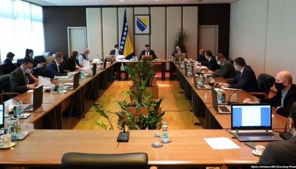 Vijeće ministara: Bez odlaganja smjestiti migrante u Biru