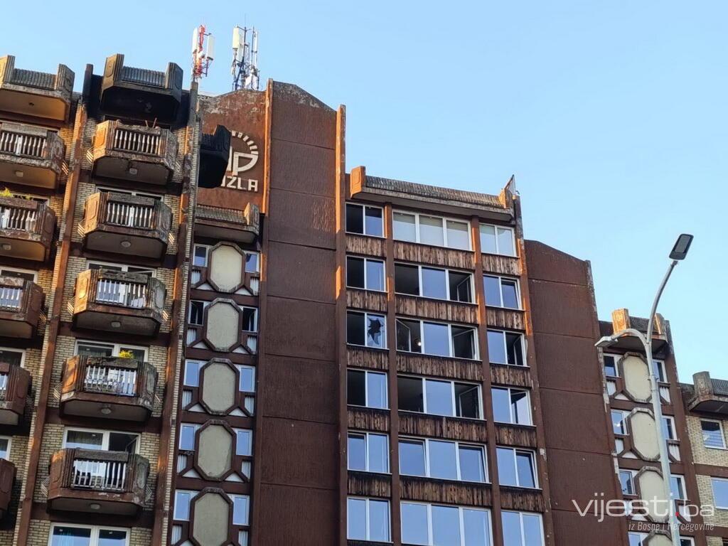 Vijeće ministara BiH odobrilo milion KM za sanaciju požara u Tuzli i Vlasenici