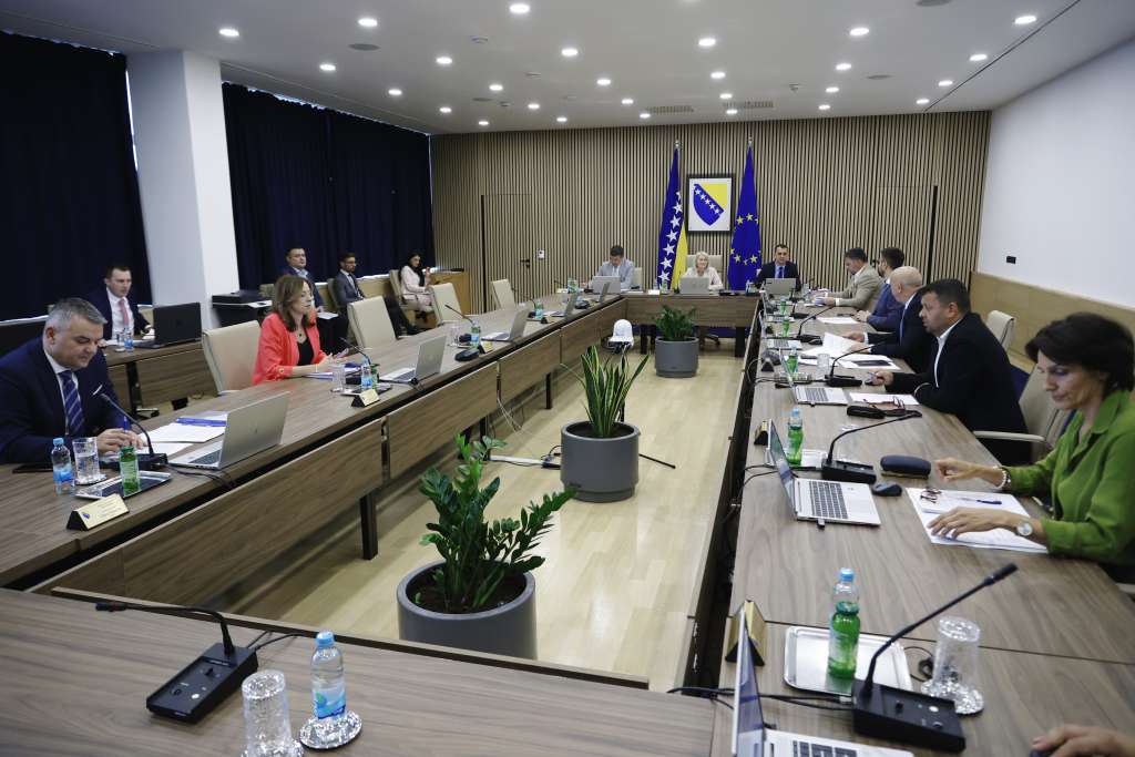 Vijeće ministara dodijelilo skoro 5 miliona KM za projekte kulture, sporta i zdravstva