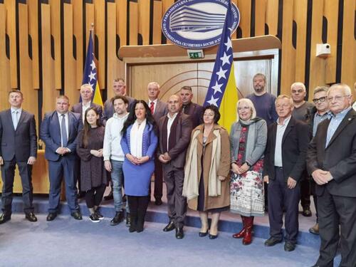 Vijeće nacionalnih manjina BiH: Uskladiti Izborni zakon BiH i Ustav KS