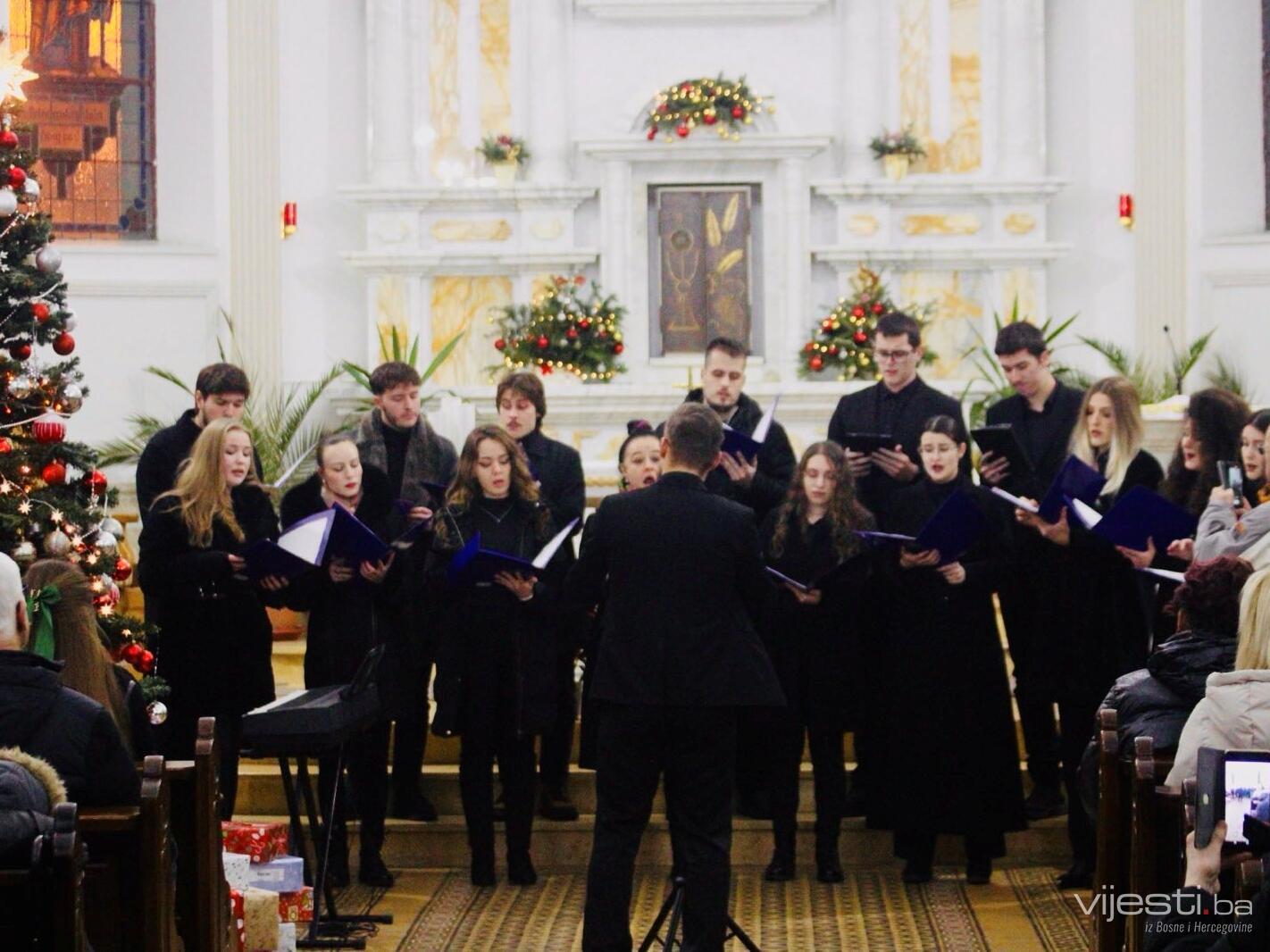 Vijesti.ba na božićnom koncertu u Banjoj Luci, impresivna izvedba
