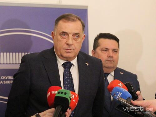 Vijesti.ba na licu mjesta: Bjegunac Dodik predlaže referendum o ustavu RS 9. januara