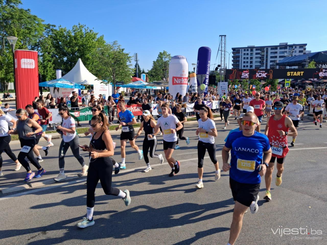Vijesti.ba na polumaratonu u Banjoj Luci: Stotine učesnika