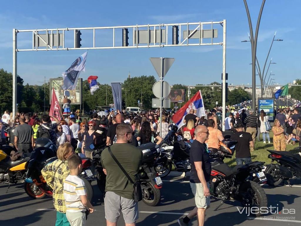 Vijesti.ba u Beogradu: Počeli protesti, studenti žele izbore