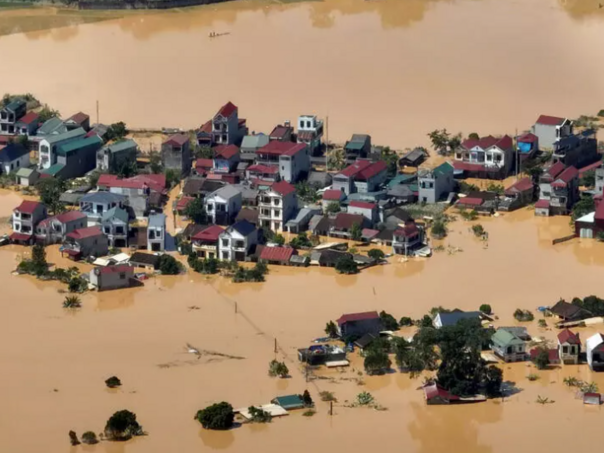 Vijetnam se bori s rekordnim poplavama, osmoro poginulih na sjeveru zemlje