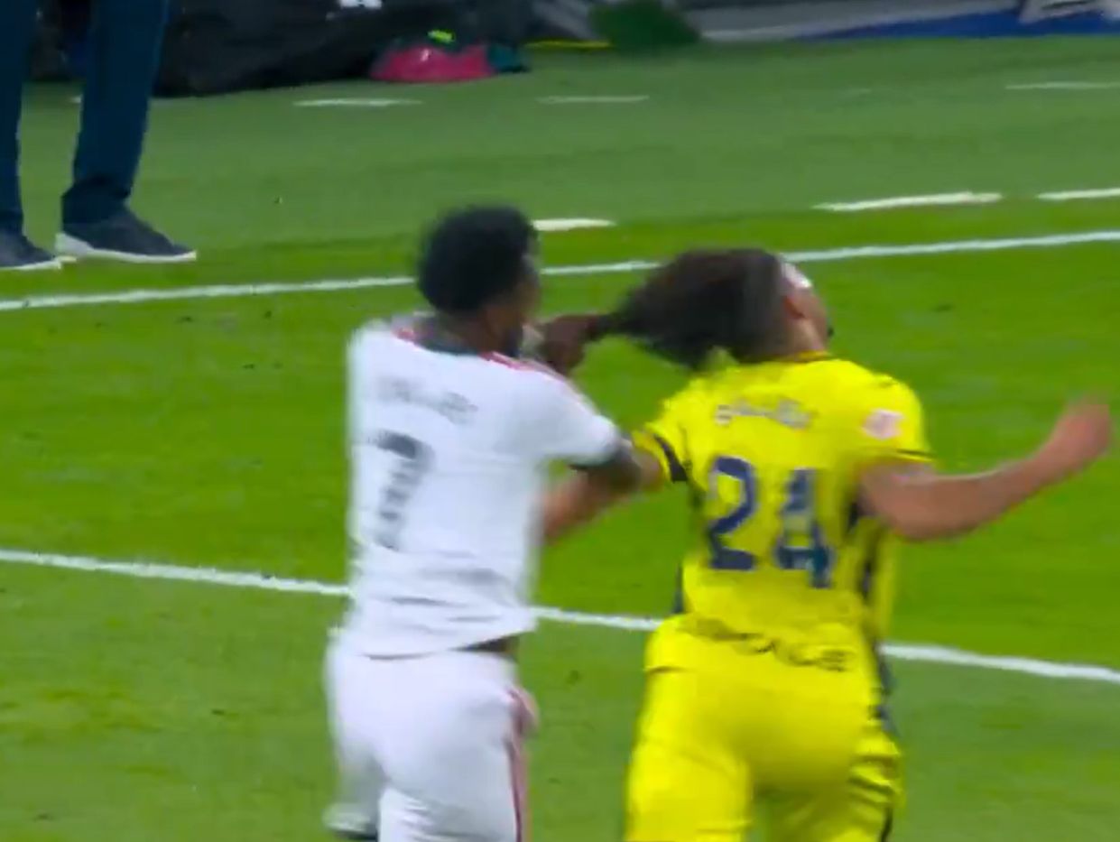 Vinicius povukao protivnika za kosu pa "pocrvenio", VAR poništio gol