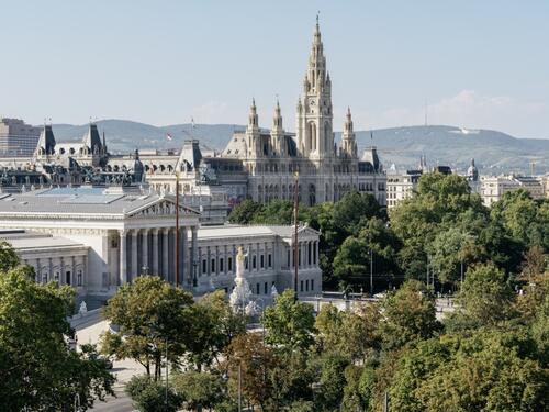 Virtuelni asistent za lakšu integraciju migranata