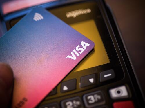Visa suočena s tužbom za monopol nad tržištem debitnih kartica u SAD-u