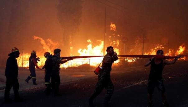 Više hiljada ljudi evakuisano zbog požara u Grčkoj