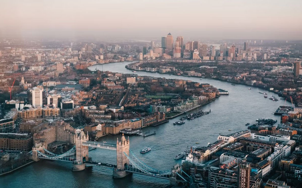 Više hiljada ljudi na ulicama Londona zbog rasta troškova