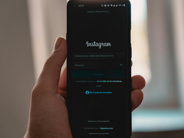 Više neće svi moći vidjeti sve: Instagram traži kod za pristup