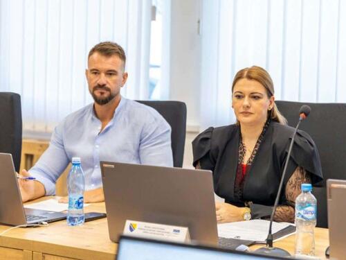 Više od 1,5 miliona KM za nove biznise u USK
