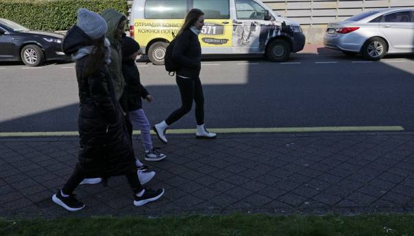 Više od 100.000 Ukrajinaca stiglo u Veliku Britaniju