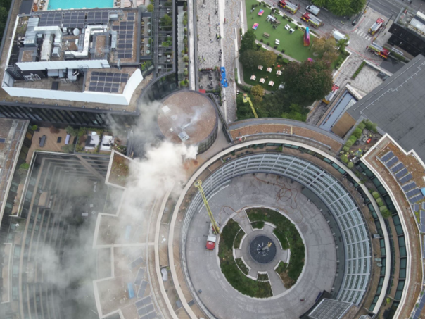 Više od 100 vatrogasaca gasi požar u bivšoj zgradi BBC-a u Londonu