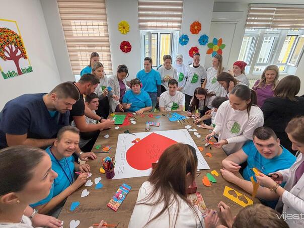 Više od 110 porodica čeka podršku Centra za autizam u Tuzli