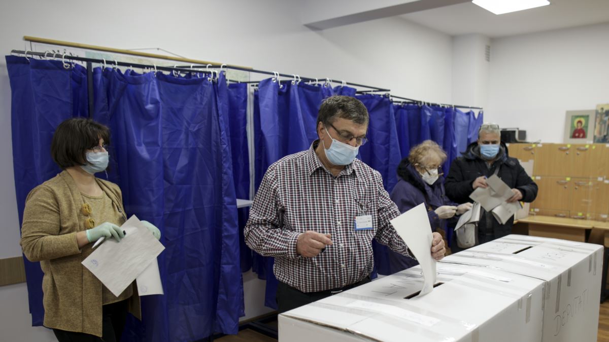 Više od 18 miliona Rumuna s pravom glasa danas bira novi parlament
