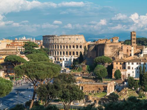 Više od 20 policajaca pod istragom u Rimu zbog teške krađe, objavljeni detalji