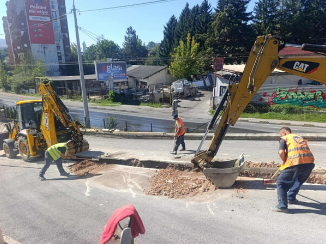 Više od 20 sarajevskih ulica danas bez vode zbog radova na mreži