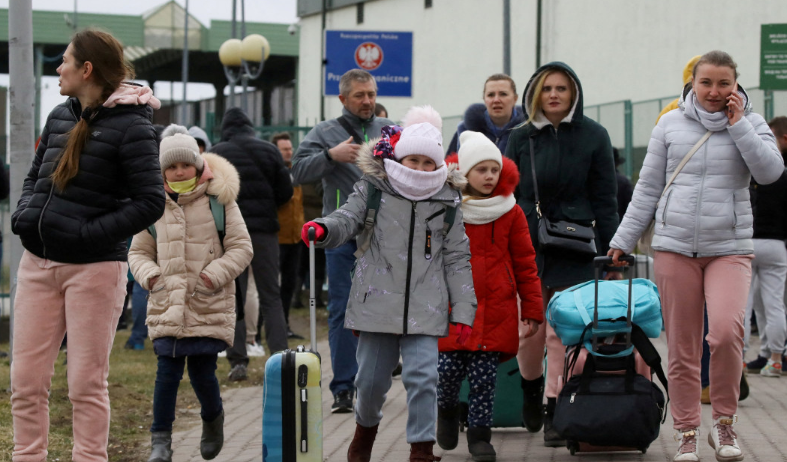 Više od 28.000 Ukrajinaca stiglo u Poljsku