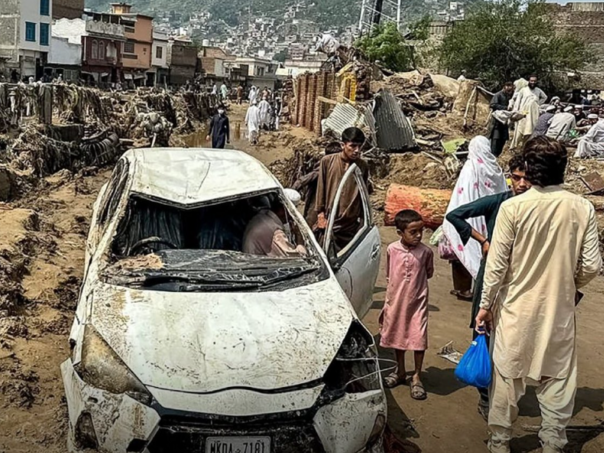 Više od 300 poginulih u poplavama u Pakistanu od petka: "Izgledalo je kao sudnji dan"