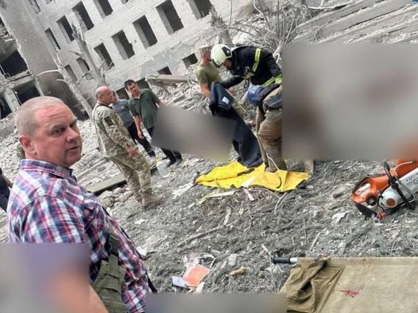 Više od 40 osoba poginulo u ruskom napadu na grad Poltavu