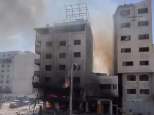 Više od 60 nestalih nakon izraelskog napada na stambenu zgradu u Gazi