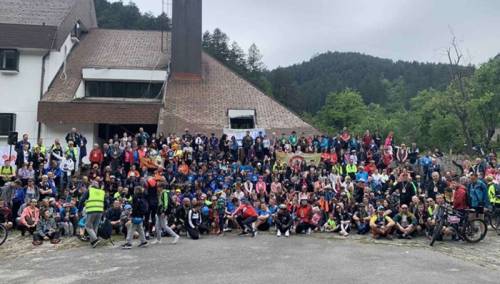 Više od 600 učesnika manifestacije 'Rotary kanjon' kroz Cazin, Bihać i Bosansku Krupu