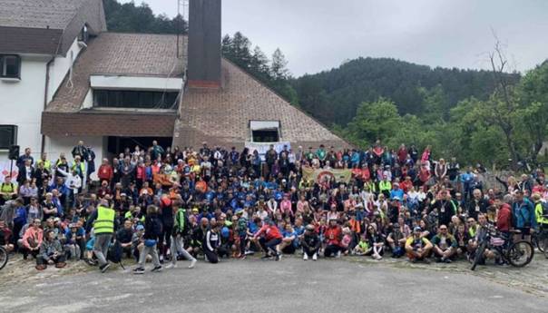 Više od 600 učesnika manifestacije 'Rotary kanjon' kroz Cazin, Bihać i Bosansku Krupu