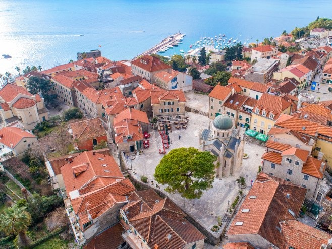 Više od 74.000 turista u Crnoj Gori
