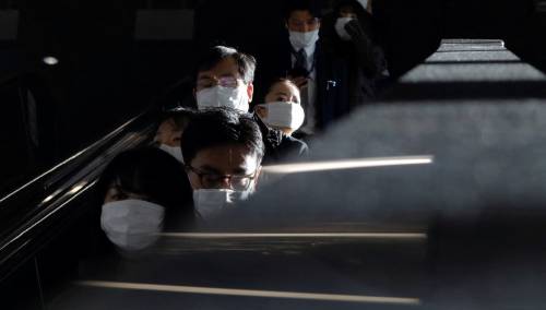 Više od polovine Evropljana bi se moglo zaraziti omikronom u naredna dva mjeseca